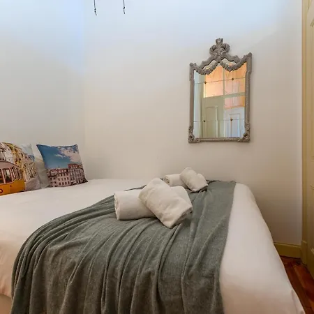 Apartment Town House 11 *